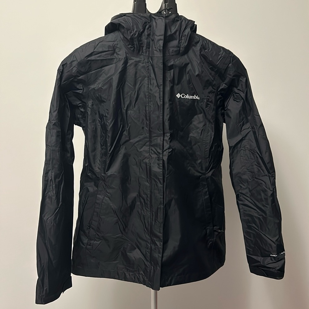 Columbia women’s Arcadia rain jacket